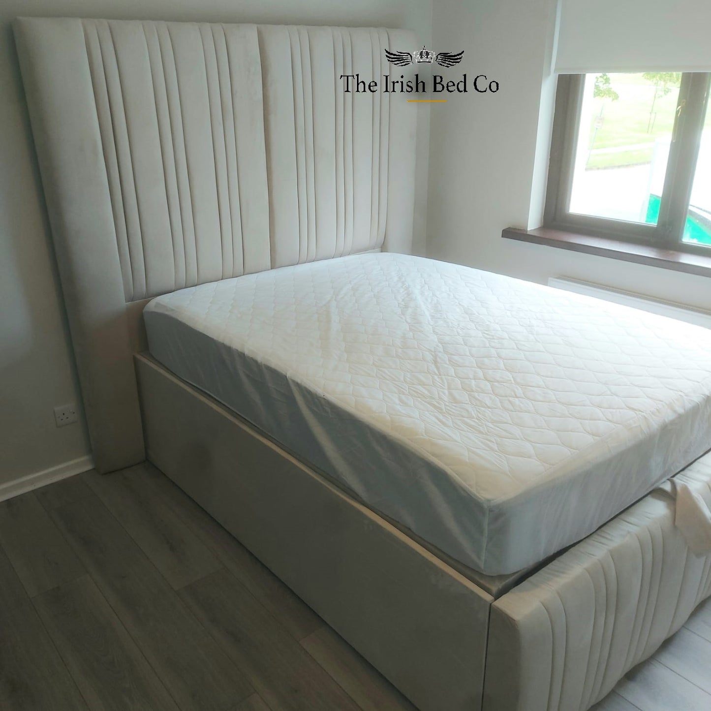 The Valencia Bed